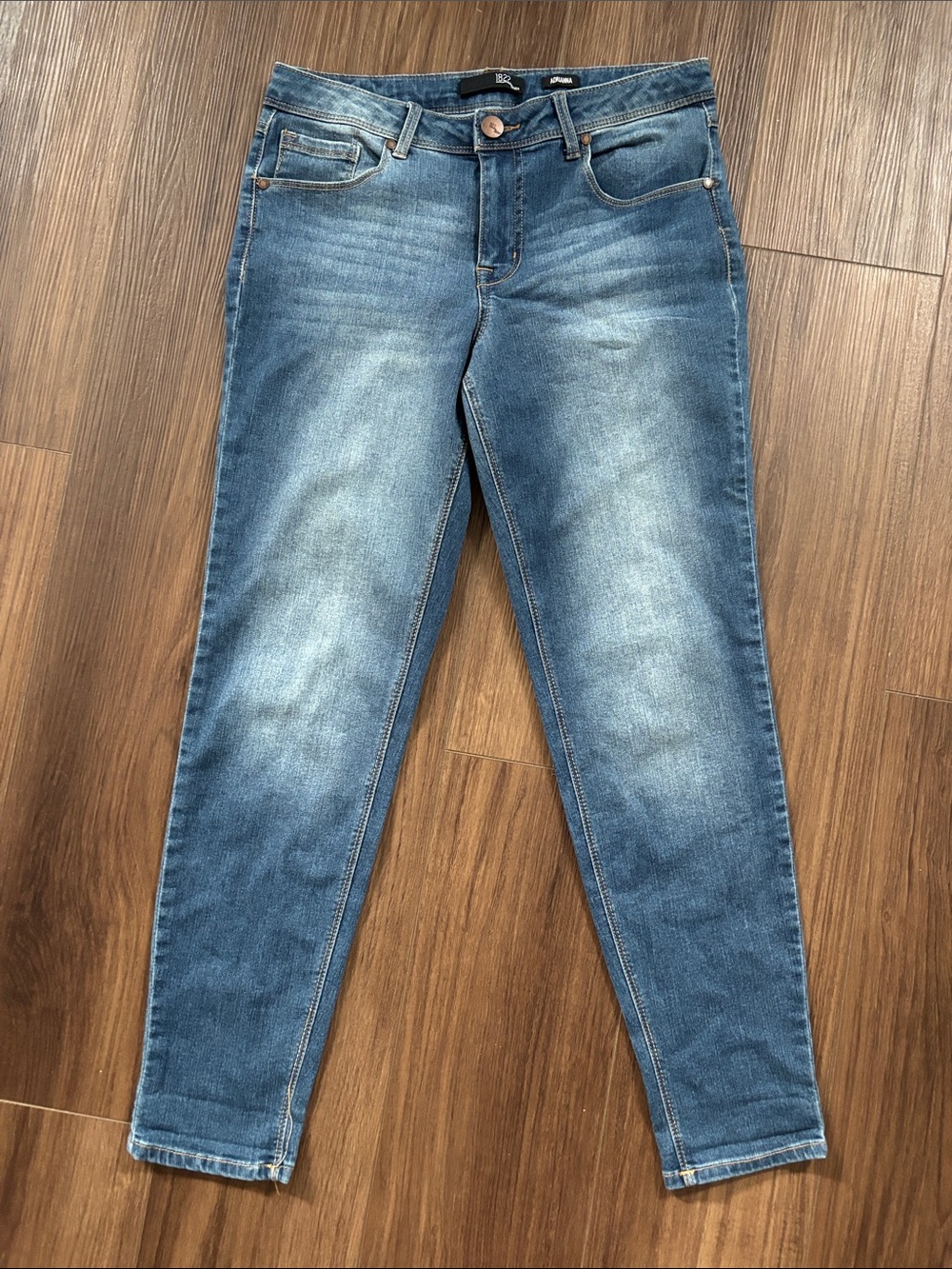 1822 Denim Skinny Jeans in Mid Blue